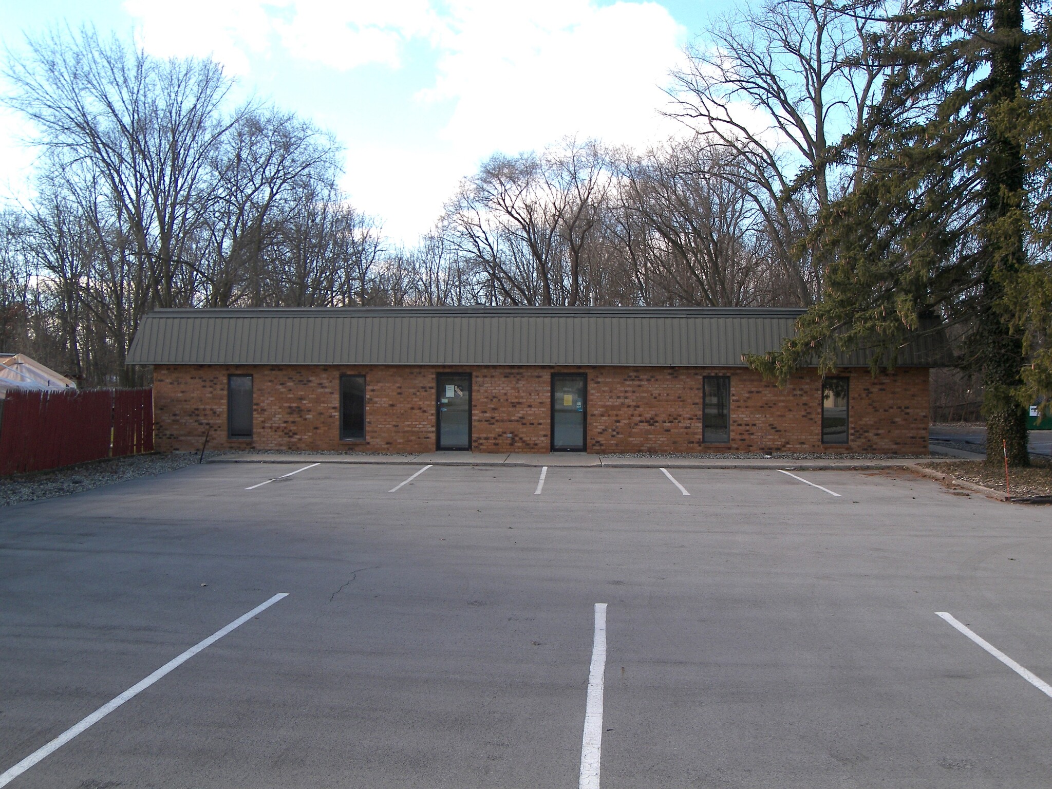 2031 N Detroit St, Warsaw, IN for sale Building Photo- Image 1 of 1