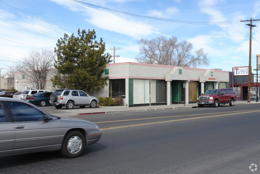1717 S Wells Ave, Reno, NV for lease - Building Photo - Image 2 of 8