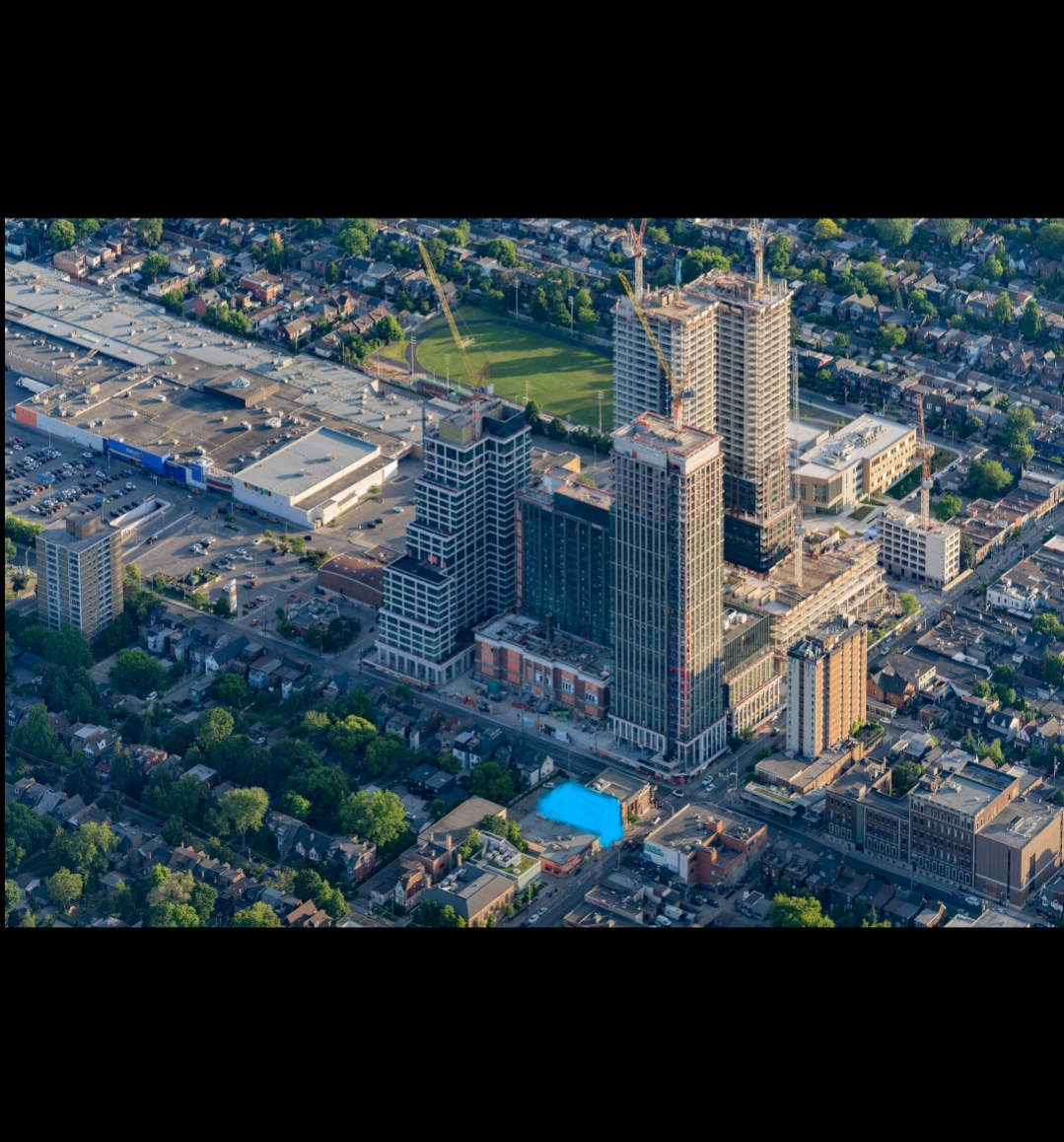 1121 Bloor St W, Toronto, ON for sale Building Photo- Image 1 of 5