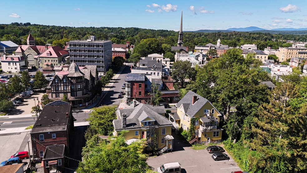 260-264 Clinton Ave, Kingston, NY for sale - Building Photo - Image 3 of 14