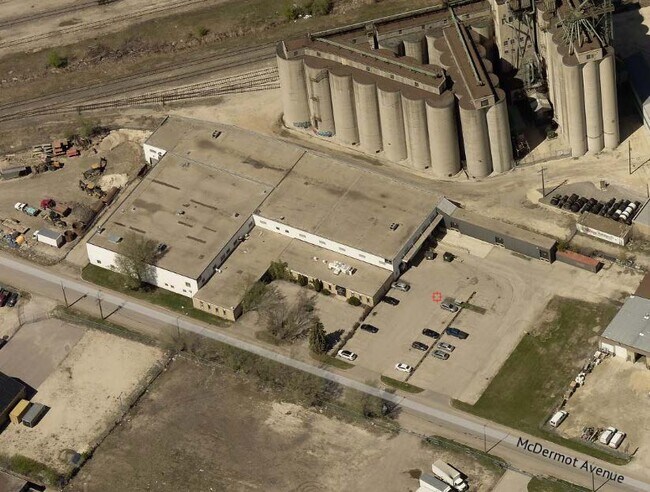 Plus de détails pour 1139 Mcdermot Av, Winnipeg, MB - Industriel à vendre