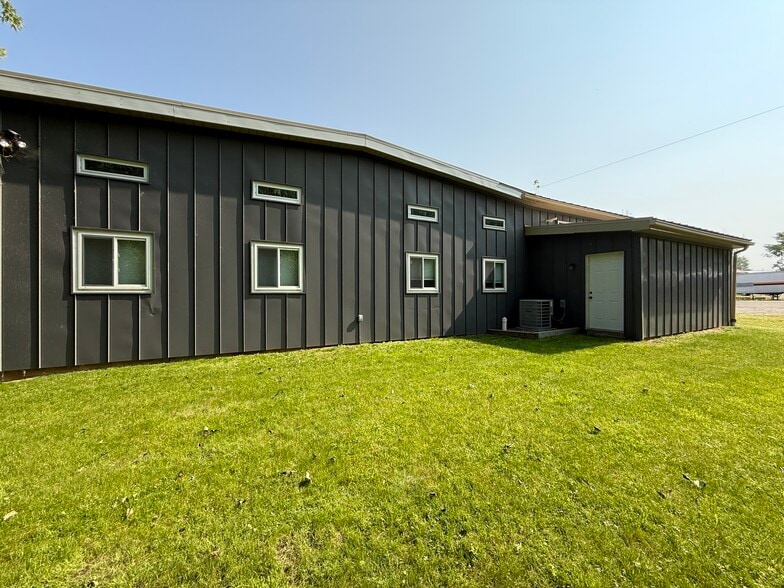 805 Atlantic Ave, Franklin, PA for sale - Building Photo - Image 3 of 40