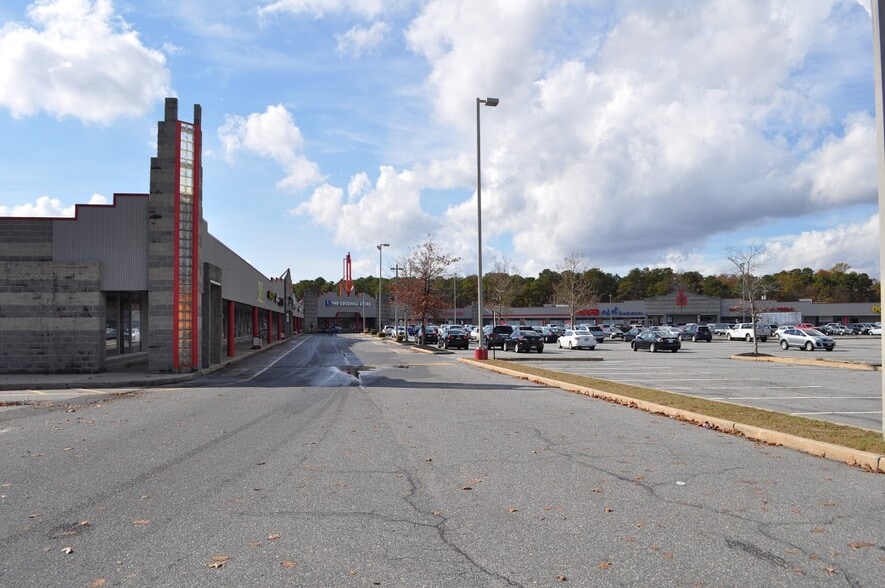 6701-6705 Black Horse Pike, Egg Harbor Township, NJ à louer - Photo du bâtiment - Image 1 de 3