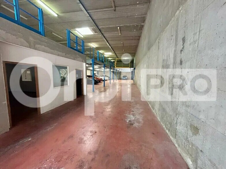 Flex dans Grigny à louer - Photo du bâtiment - Image 2 de 5