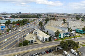 323 Ingles St, Port Melbourne, VIC - Aerial map view