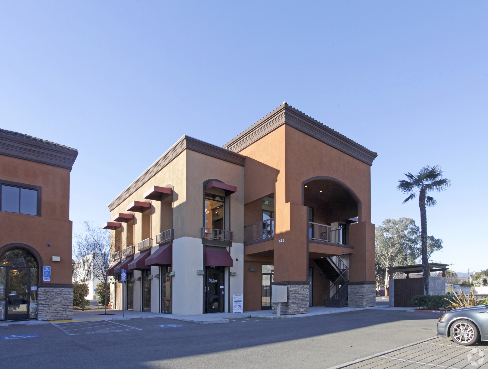 743-747 S Winchester Blvd, San Jose, CA à louer Photo principale- Image 1 de 7