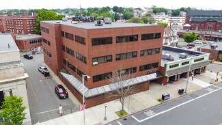 Plus de détails pour 389 Main St, Malden, MA - Bureau à vendre