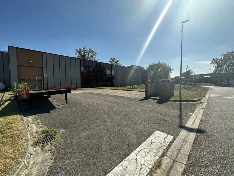 Flex dans Lingolsheim à louer - Photo du bâtiment - Image 2 de 7