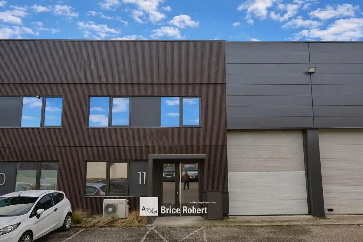 12 Chemin Des Gorges, Dardilly for lease Building Photo- Image 1 of 6