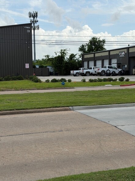17803 Kieth Harrow Blvd, Houston, TX for lease - Building Photo - Image 2 of 2
