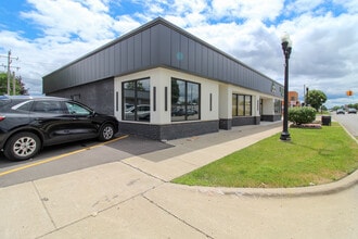 24431-24435 W Warren St, Dearborn Heights, MI for lease Interior Photo- Image 1 of 10
