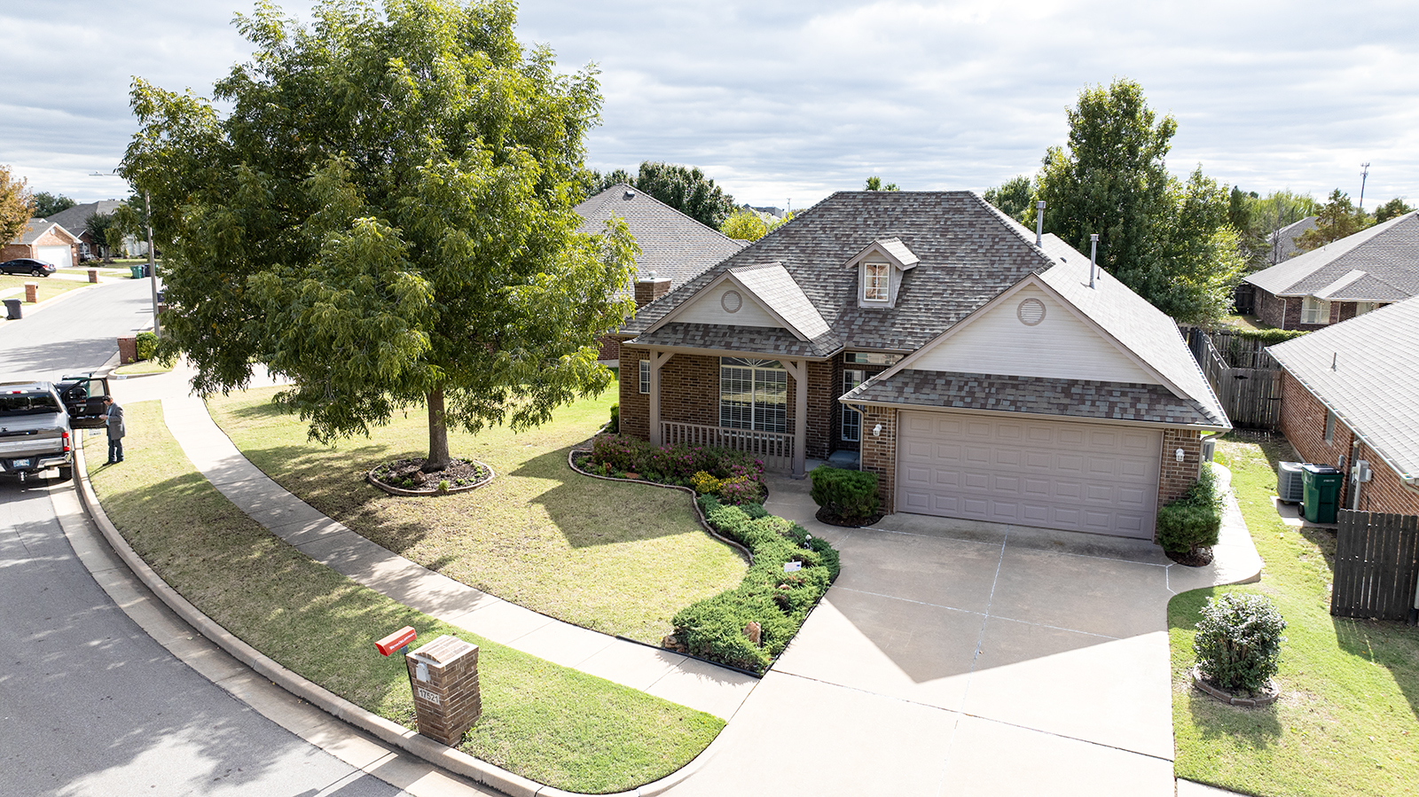 17521 Zinc, Edmond, OK à vendre Photo principale- Image 1 de 2