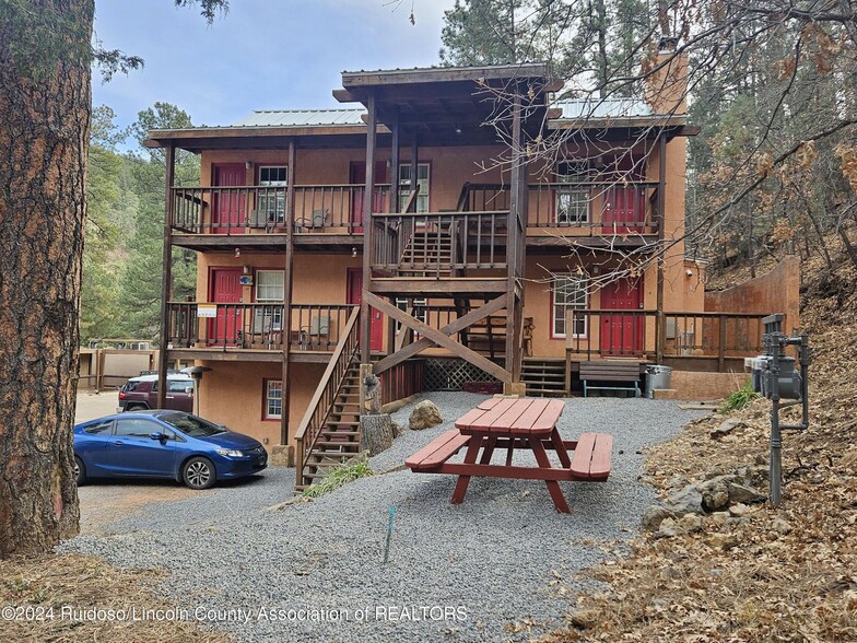 904 Carrizo Canyon Rd, Ruidoso, NM à vendre - Photo du b timent - Image 2 de 34