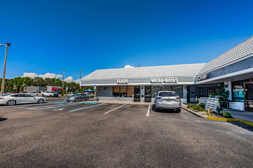 1425 Main St, Dunedin, FL à vendre - Photo du bâtiment - Image 1 de 1