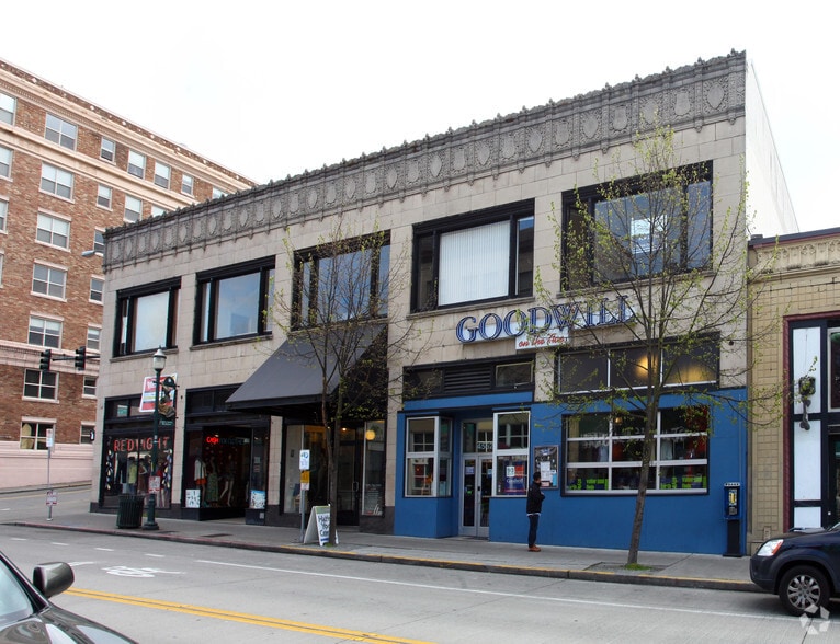 4552-4560 University Way NE, Seattle, WA à louer - Photo du bâtiment - Image 3 de 3