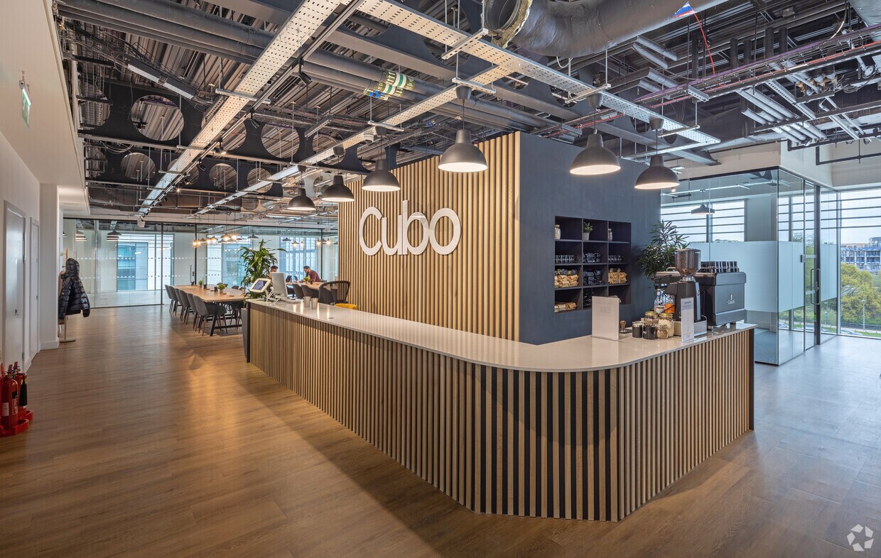 6 Wellington Pl, Leeds for lease Interior Photo- Image 1 of 27