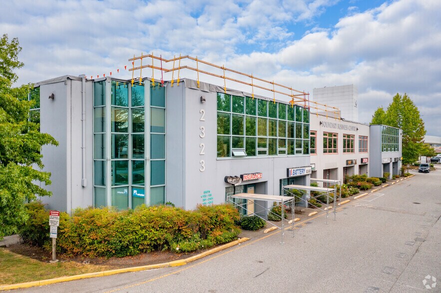 2323 Boundary Rd, Vancouver, BC à vendre - Photo du bâtiment - Image 3 de 24