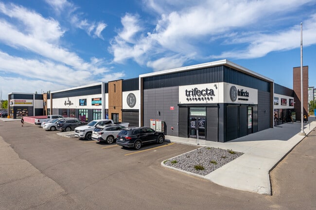 Plus de détails pour 931-1079 Parsons Rd SW, Edmonton, AB - Commerce de détail à vendre