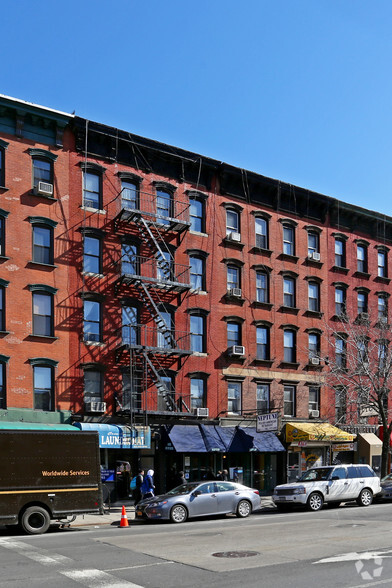 194 First Ave, New York, NY à vendre - Photo principale - Image 1 de 1