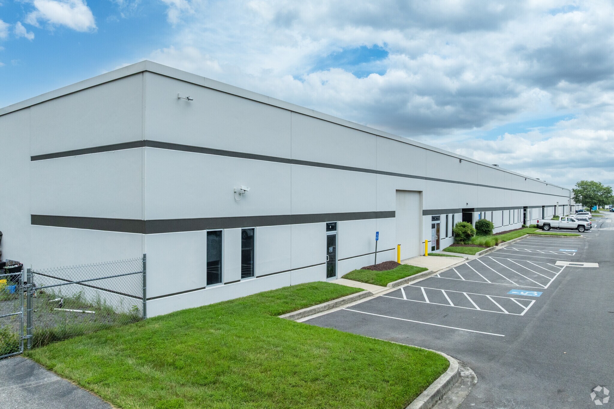 8268 Preston Ct, Jessup, MD for lease Primary Photo- Image 1 of 6