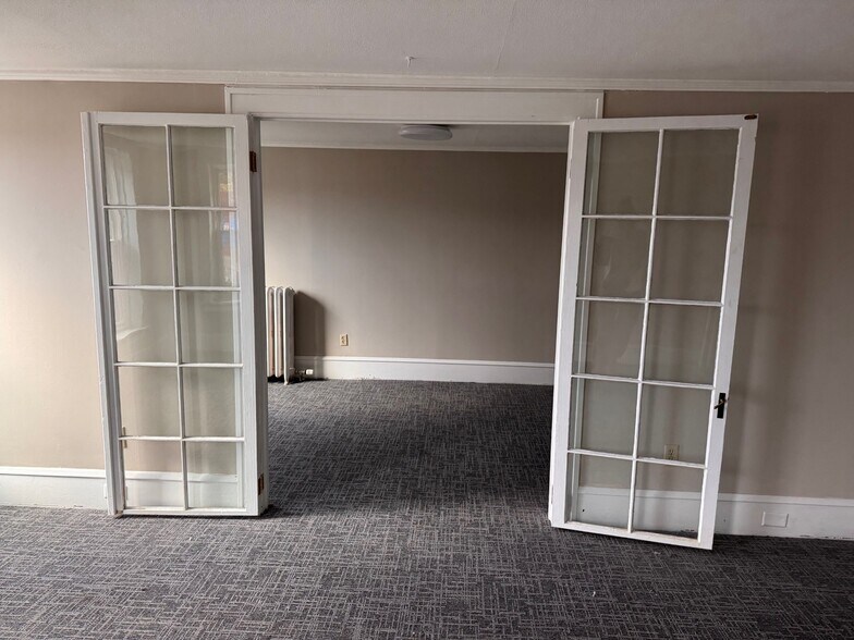 102 Church St, Burlington, VT à louer - Photo du bâtiment - Image 3 de 4