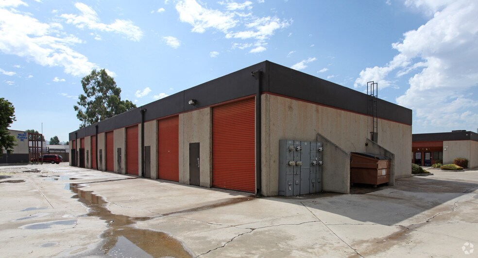 338-350 Paseo Tesoro, Walnut, CA for lease - Building Photo - Image 2 of 2