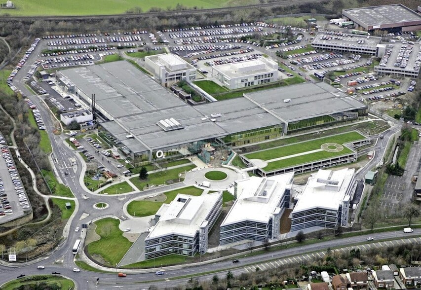 2 Millshaw Park Ln, Leeds for lease - Aerial - Image 1 of 7