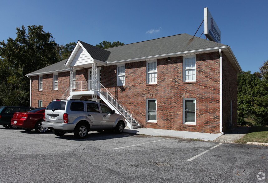 530 Parkwood Way, Jonesboro, GA à vendre - Photo principale - Image 1 de 3