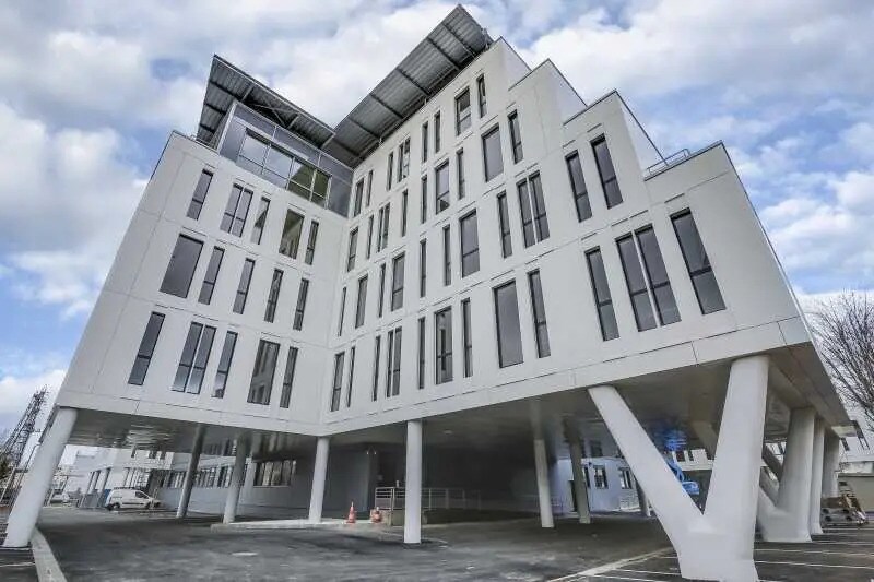 53 Rue Du Port, Nanterre à louer - Photo du bâtiment - Image 1 de 4