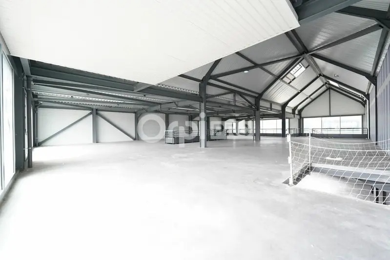 Commerce de détail dans Vénissieux à louer - Photo intérieure - Image 2 de 8
