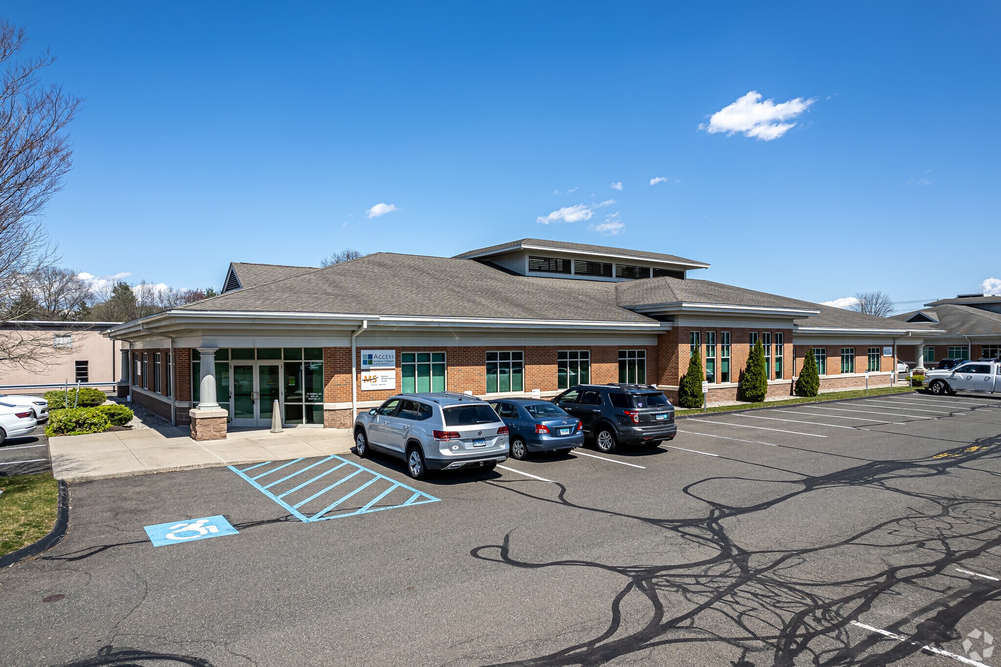 1111 Cromwell Ave, Rocky Hill, CT for lease Primary Photo- Image 1 of 29