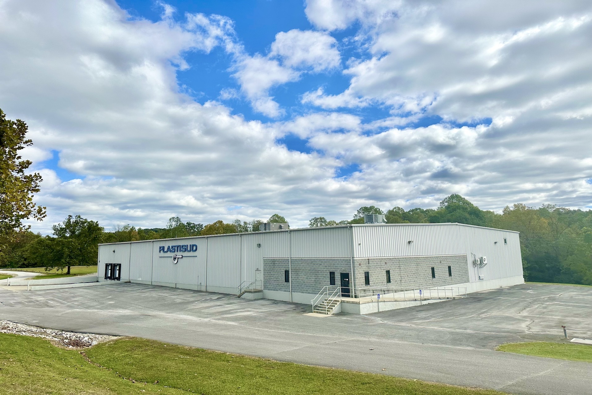 95 Industrial Park Rd, Mount Vernon, KY for lease Building Photo- Image 1 of 10