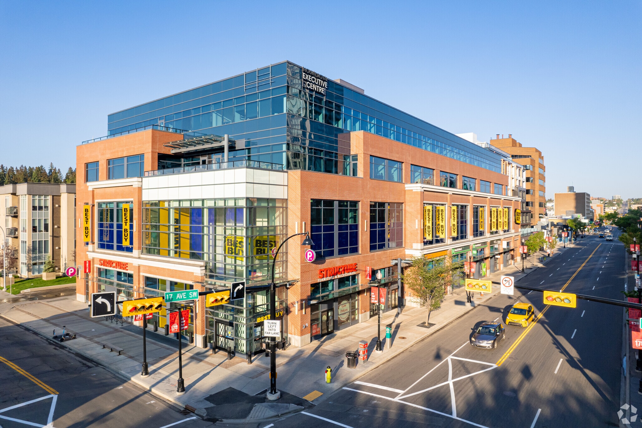 909 17 Ave SW, Calgary, AB for lease Primary Photo- Image 1 of 22