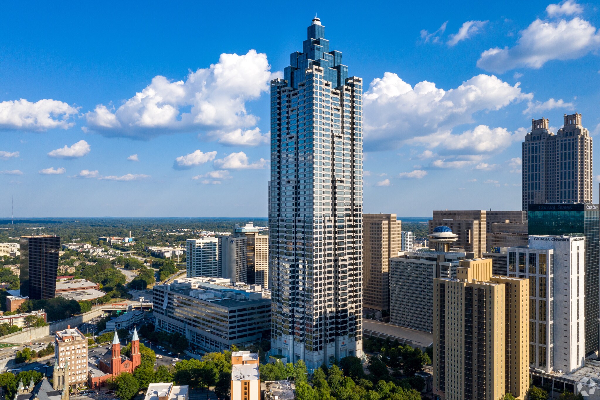 303 Peachtree St Ne, Atlanta, GA à louer Photo du bâtiment- Image 1 de 8