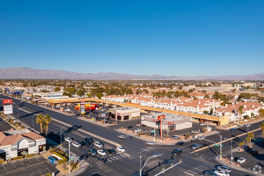 1750-1772 S Rainbow Blvd, Las Vegas, NV à louer - Photo du bâtiment - Image 3 de 3