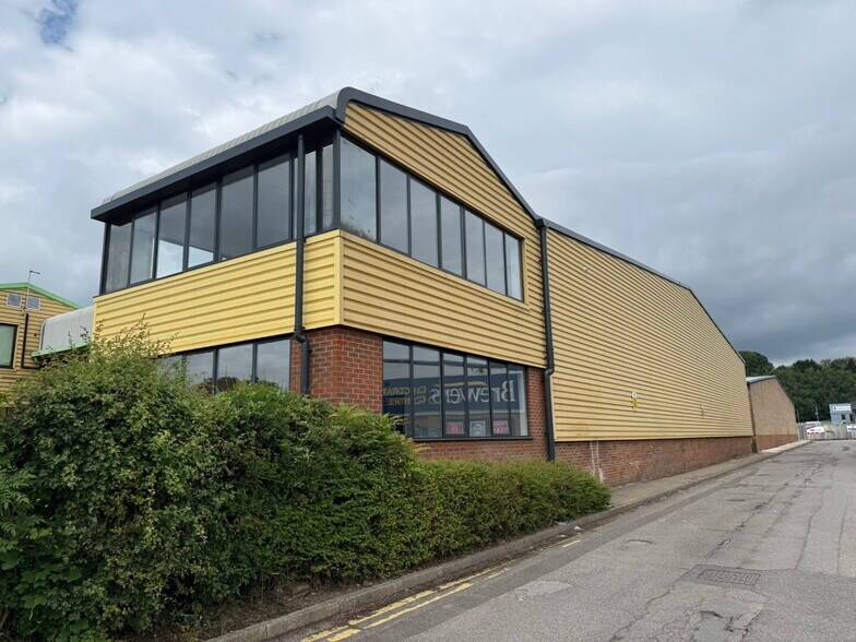 North Farm Rd, Tunbridge Wells à louer - Photo du bâtiment - Image 3 de 17