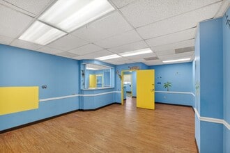 5445-5601 Loch Raven Blvd, Baltimore, MD for lease Interior Photo- Image 2 of 14