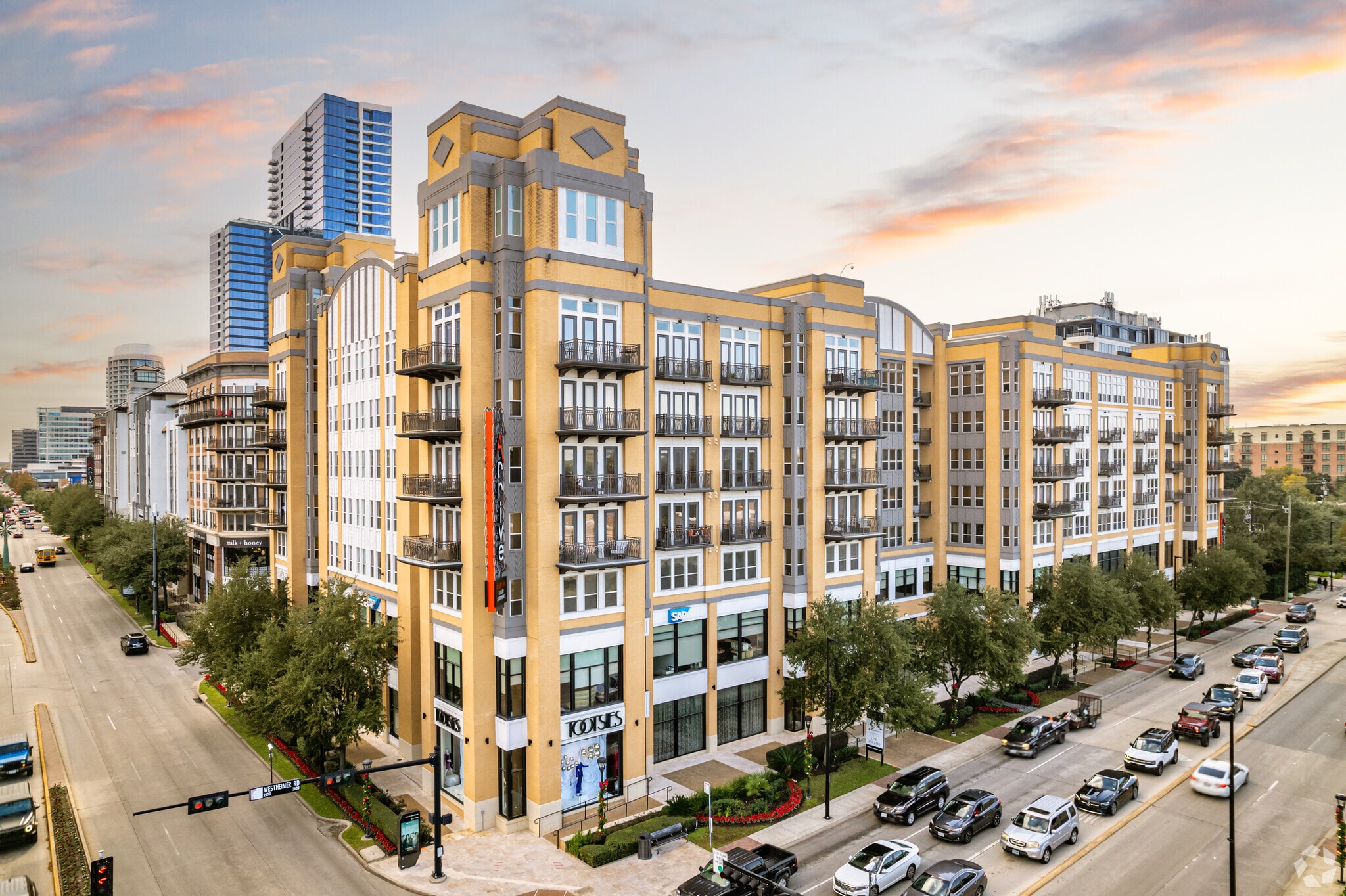 2800 Kirby Dr, Houston, TX for lease Primary Photo- Image 1 of 37