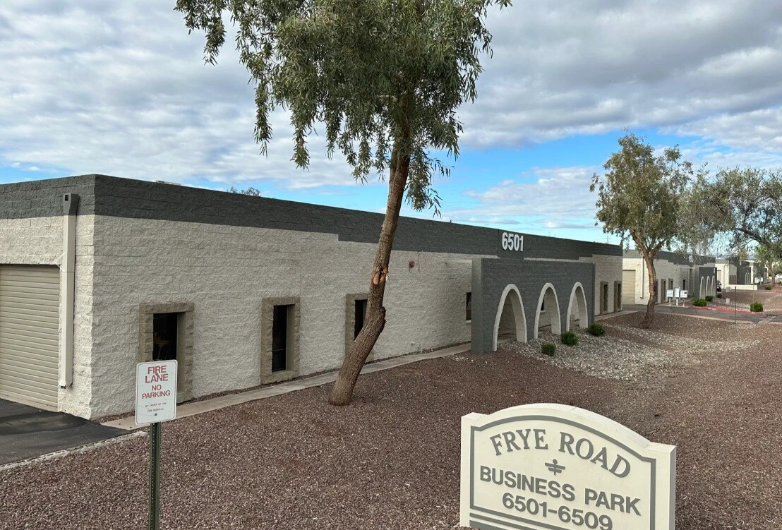 6501 W Frye Rd, Chandler, AZ à louer Photo du bâtiment- Image 1 de 9