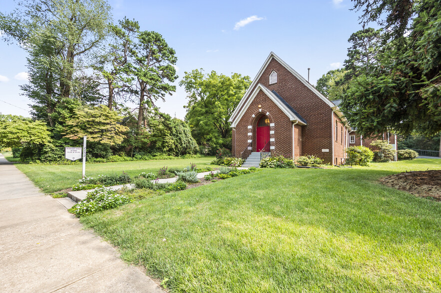 2252 Queen St, Winston-Salem, NC for sale - Building Photo - Image 1 of 7