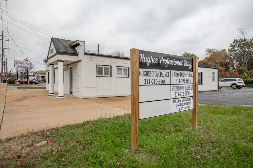 2012 Woodson Rd, Overland, MO for lease - Building Photo - Image 2 of 8