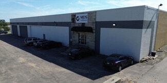 Plus de détails pour 6555 W Mill Rd, Milwaukee, WI - Industriel à vendre