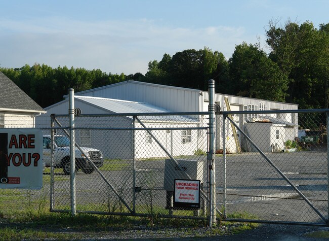 Plus de détails pour 732 Grantham Ln, New Castle, DE - Industriel à louer