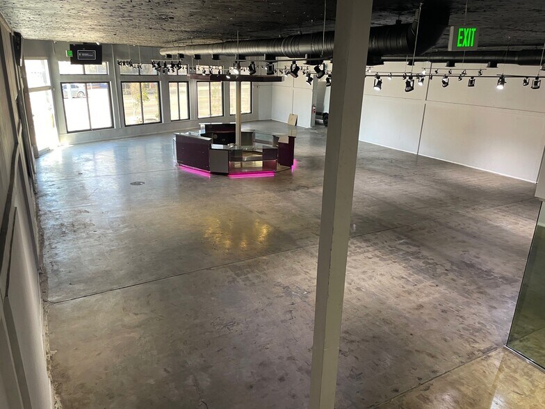 4900-4906 Lankershim Blvd, North Hollywood, CA à louer - Photo du bâtiment - Image 3 de 33