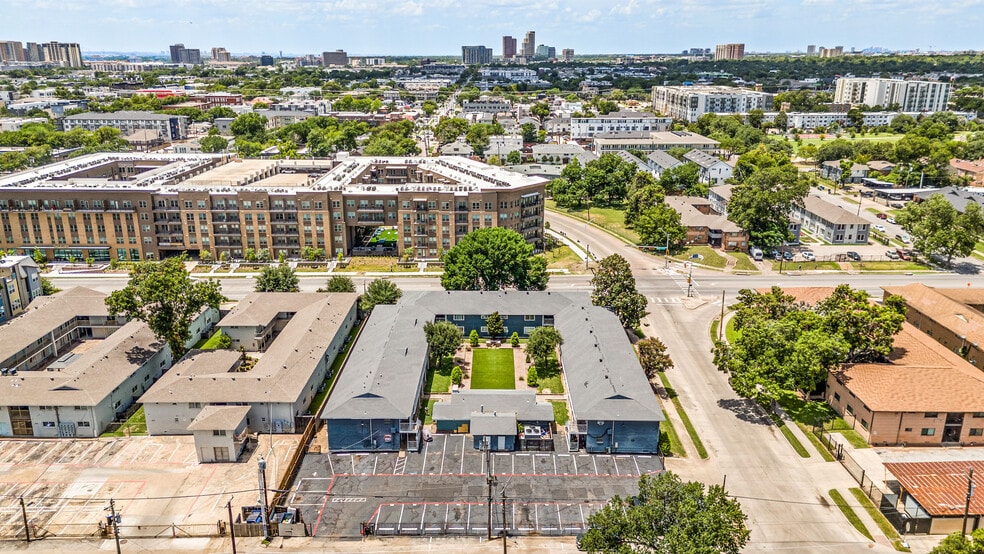 4950 Live Oak St, Dallas, TX for sale - Building Photo - Image 3 of 8