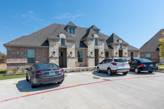 7720 Rufe Snow Dr, North Richland Hills, TX for lease Building Photo- Image 2 of 6