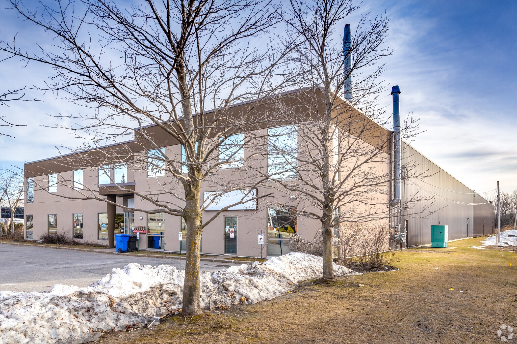 725 Boul Industriel, Blainville, QC for sale Primary Photo- Image 1 of 1