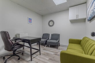 1389 W Main St, Waterbury, CT for lease Interior Photo- Image 2 of 11