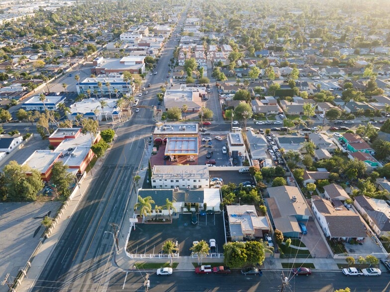 13311 Maclay St, San Fernando, CA à vendre - Photo du bâtiment - Image 3 de 5