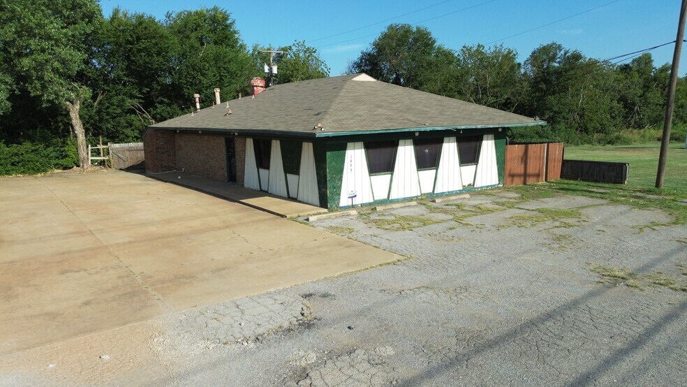 1475 S Sunnylane Rd, Oklahoma City, OK for lease - Building Photo - Image 2 of 3